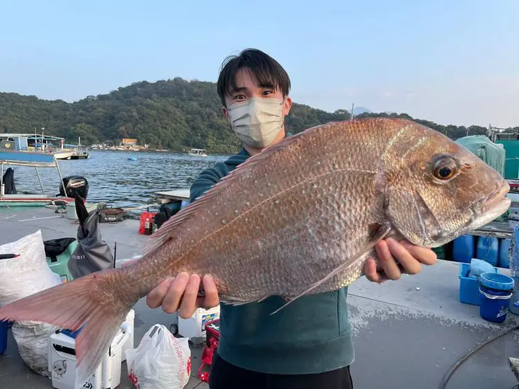 Siu Dong | Squid Fishing